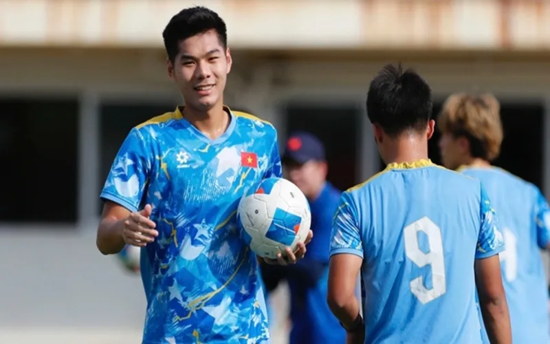 hieu minh cau thu hanh trinh vuon minh thanh trung ve cua bong da viet nam