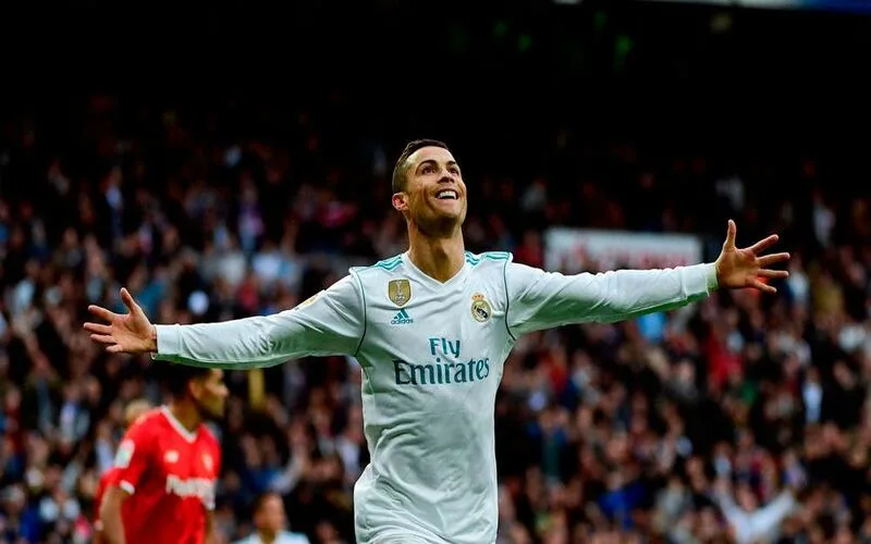 so 7 vi dai nhat lich su real madrid da lam nen di san bernabeu