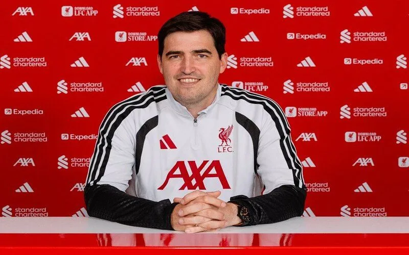 triet ly bong da cua hlv liverpool 2026 lieu co phu hop